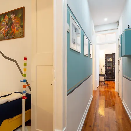 Spacious Vintage & Modern On Tram 28 Route *